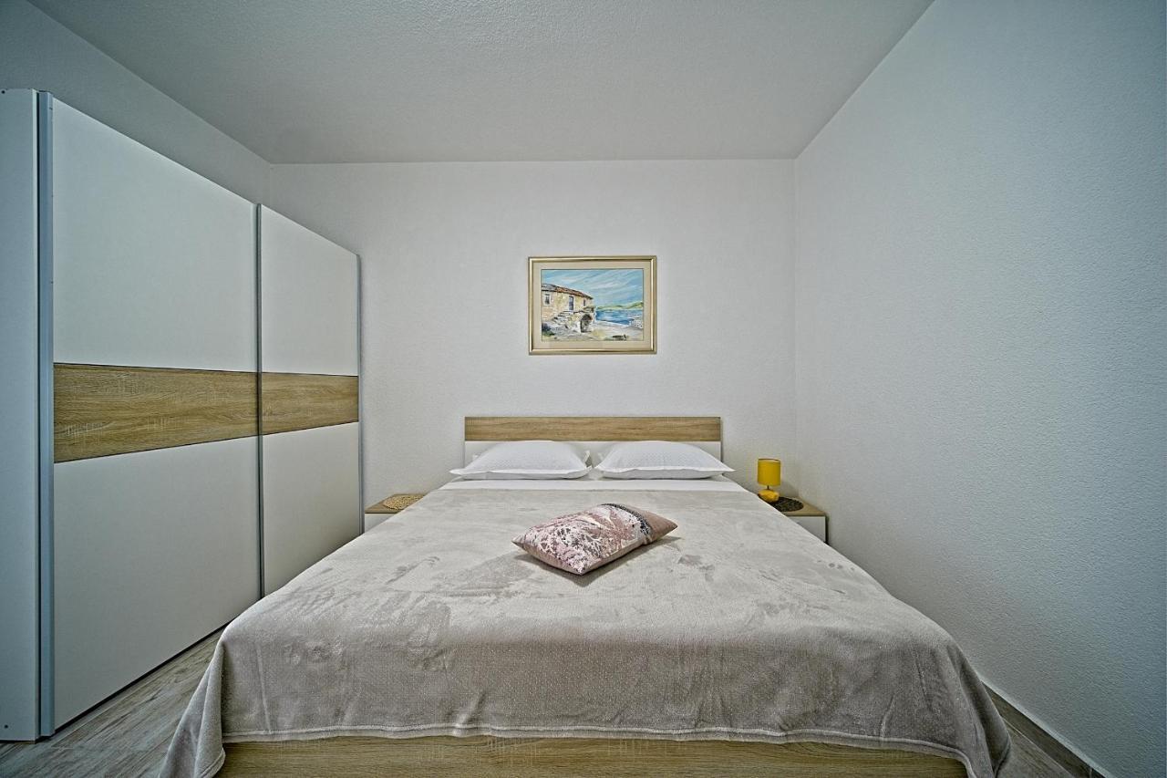 Luxury Apartment "Blue Diamond" Postira Extérieur photo