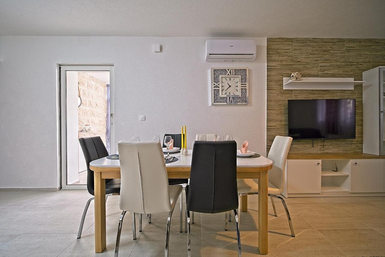 Luxury Apartment "Blue Diamond" Postira Extérieur photo