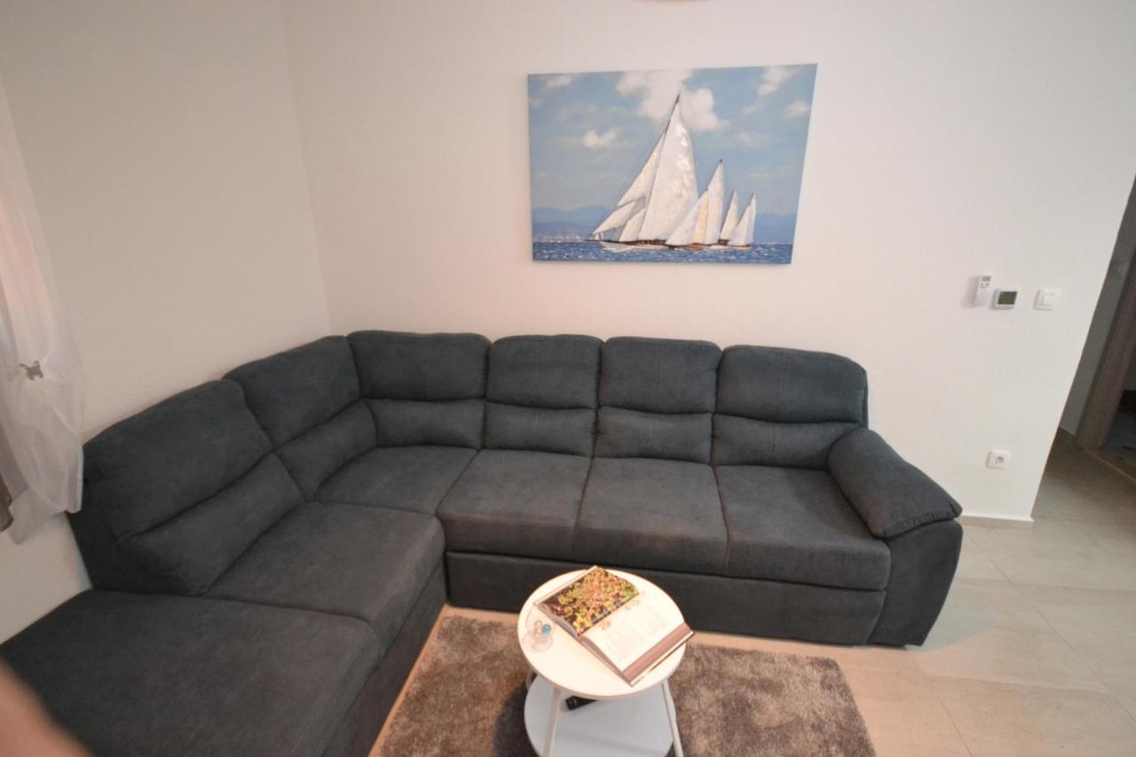 Luxury Apartment "Blue Diamond" Postira Extérieur photo