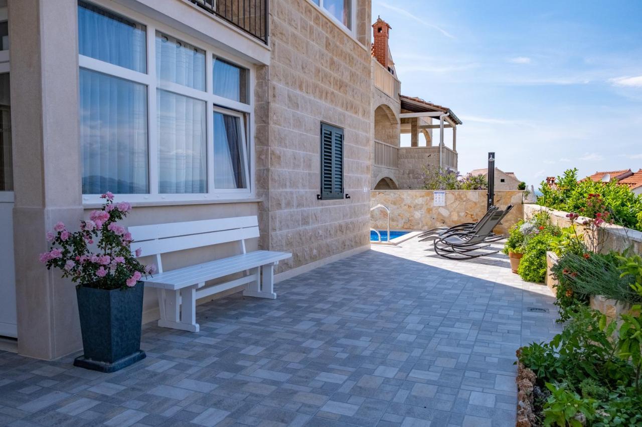 Luxury Apartment "Blue Diamond" Postira Extérieur photo